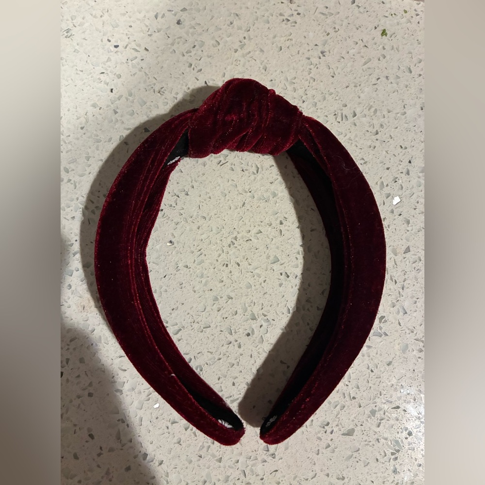 Elegant Velvet Headband in Rich Burgundy